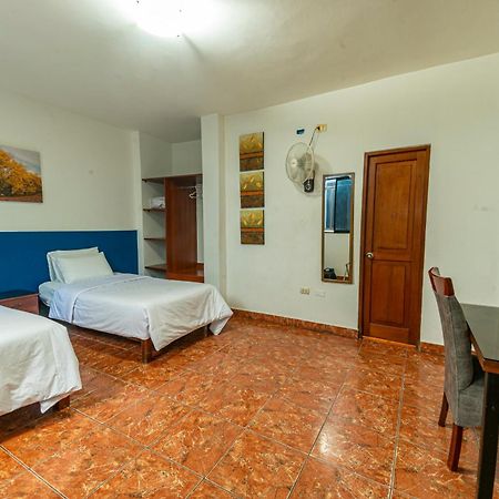 Hospedaje Gran Imperial Tumbes Exterior foto