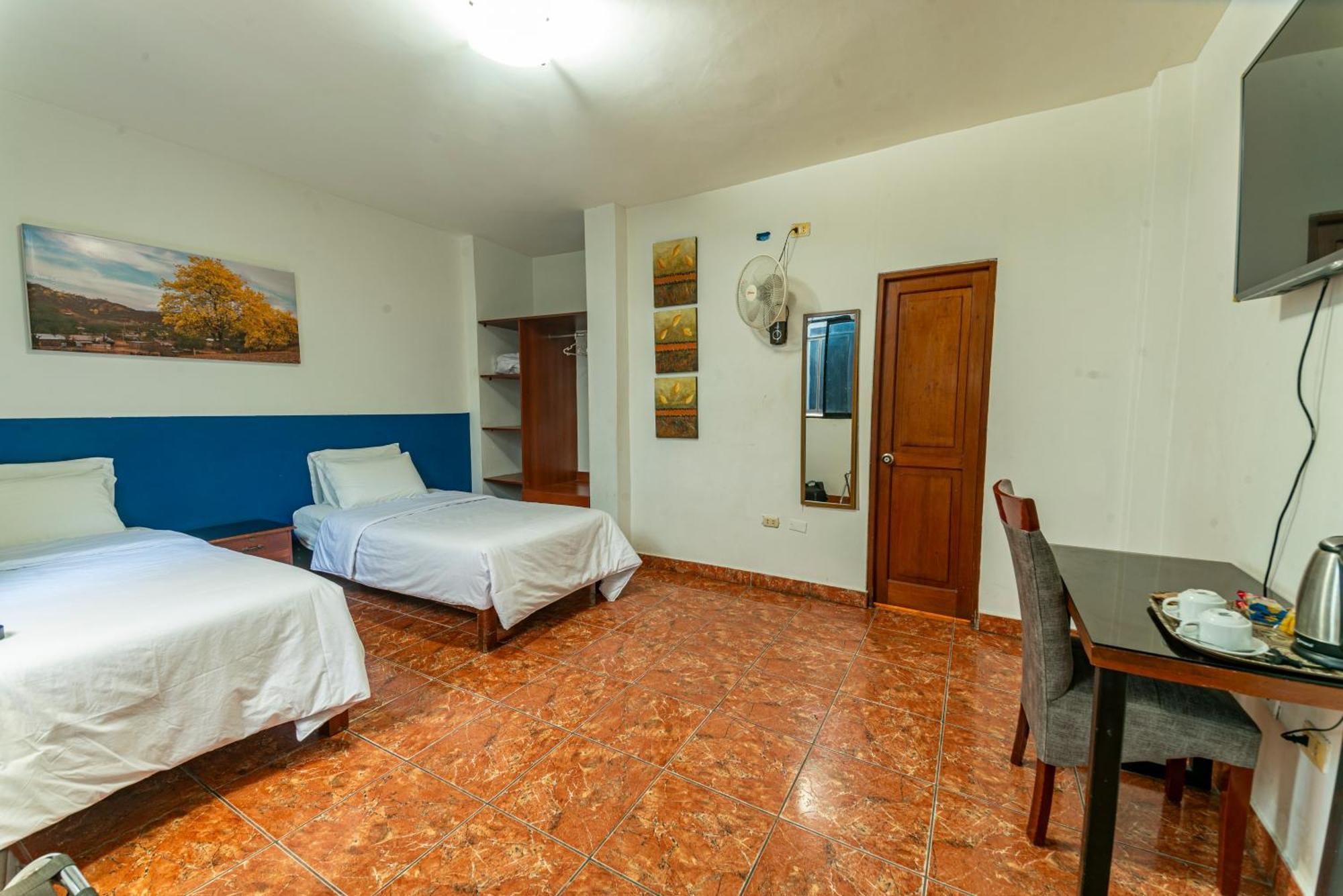 Hospedaje Gran Imperial Tumbes Exterior foto